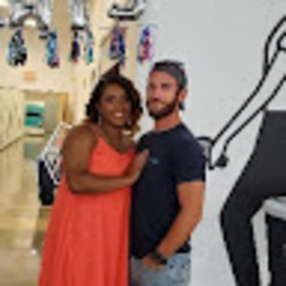 Meet your Posher, Kaleigh - Picture 1 of 1